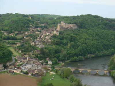 La vallée de la Dordogne et ses chateaux 
